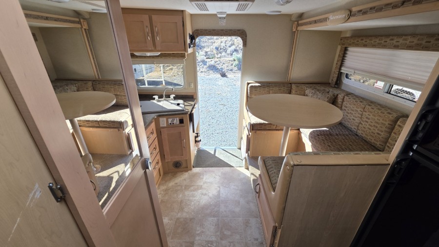2010 Adventure Manufacturing 86SBS 8