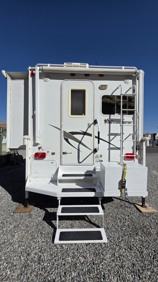 2010 Adventure Manufacturing 86SBS 3