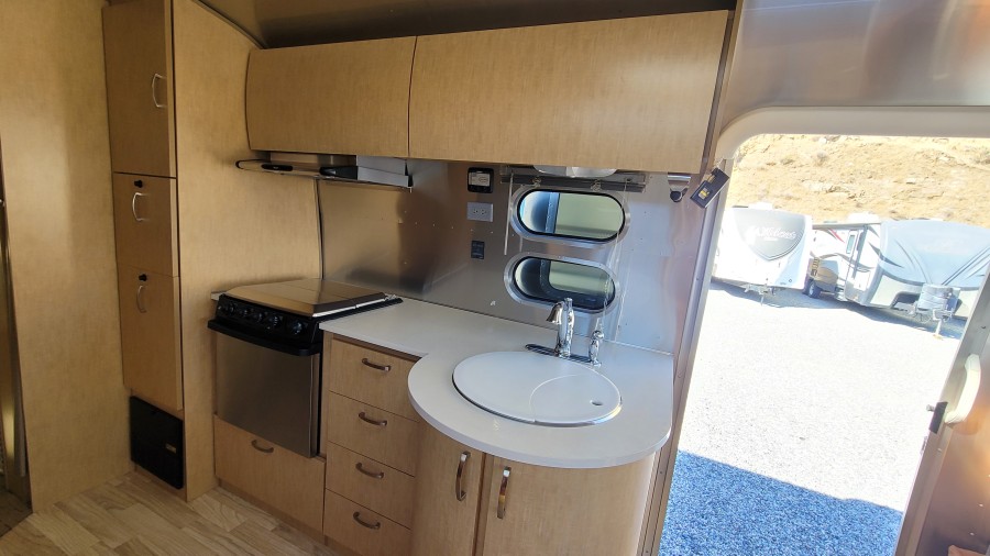 2014 Thor Airstream FLYING CLOUD 27FB 7