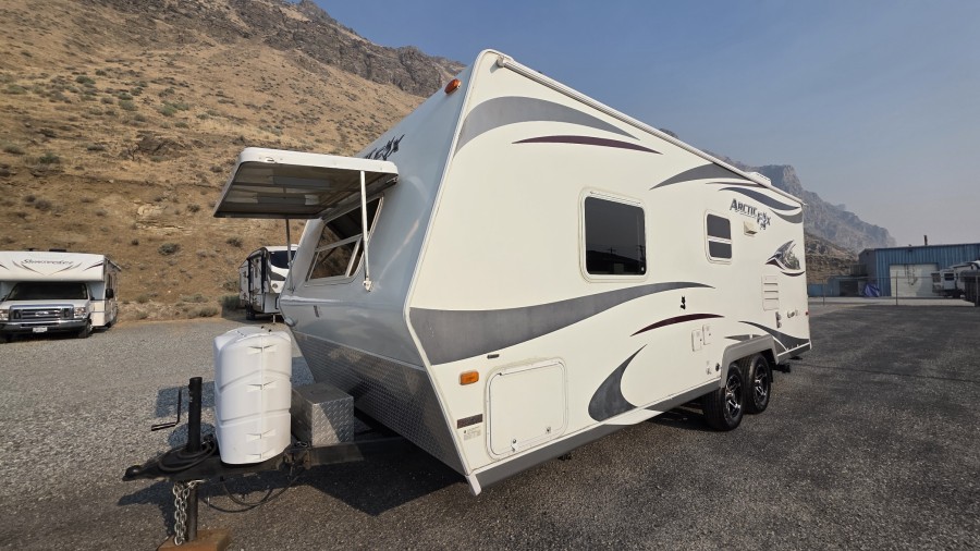 2012 Arctic Fox NORTHWOOD 3