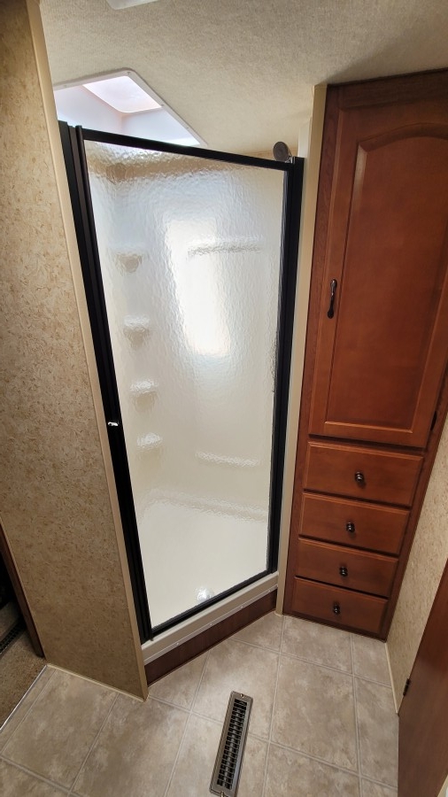 Used 2010 Arctic Fox 30U Travel Trailer For Sale Wenatchee, Washington