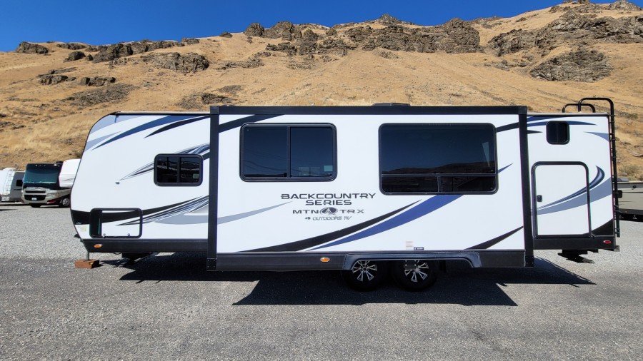 2020 Outdoors RV Back Country 27DBS 1