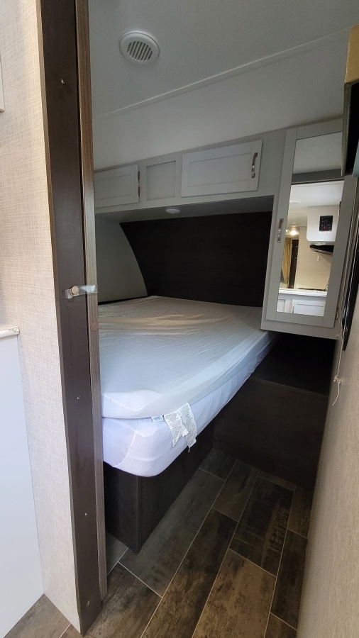 2019 Keystone RV Bullet 273BHSWE 13