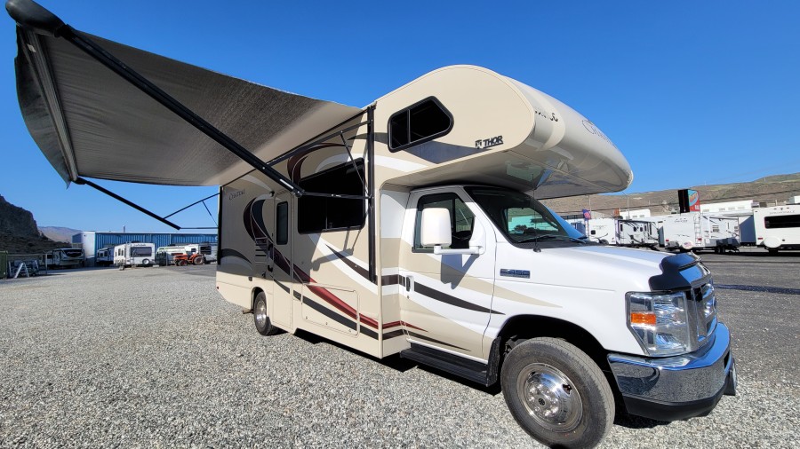 2016 Thor Chateau 26B 0