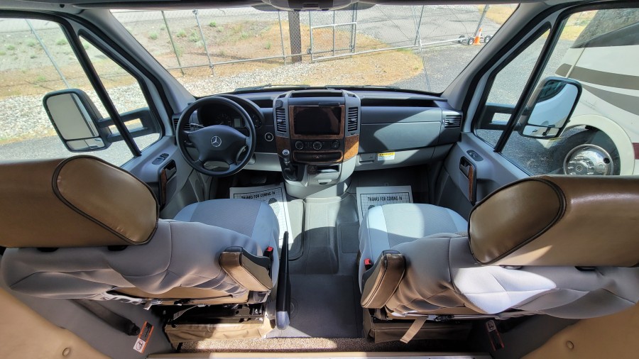 2016 Thor Motor Coach Citation 24SA 12