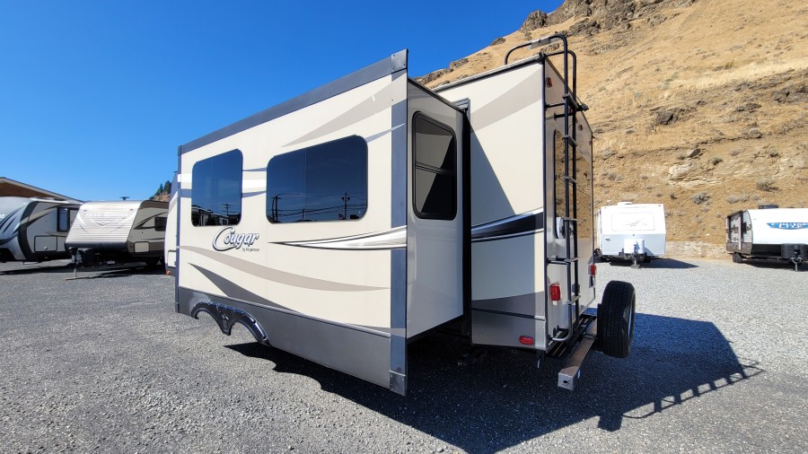 2016 Keystone RV Cougar 25RLS 3