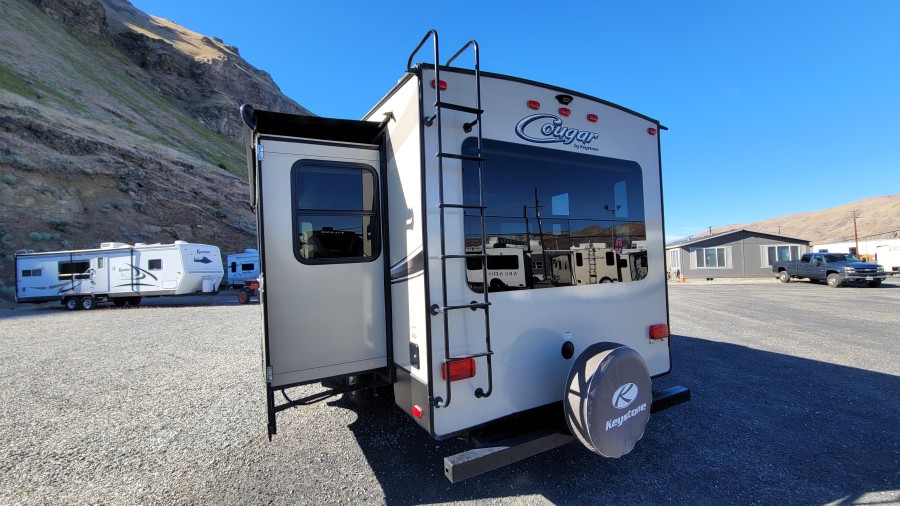 2017 Keystone RV Cougar 268RLSWE 2