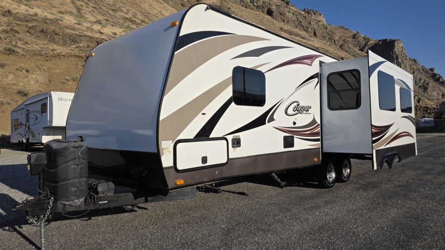 2015 Keystone RV Cougar 28RLSWE 1