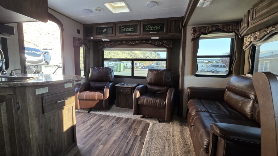 2015 Keystone RV Cougar 28RLSWE 7
