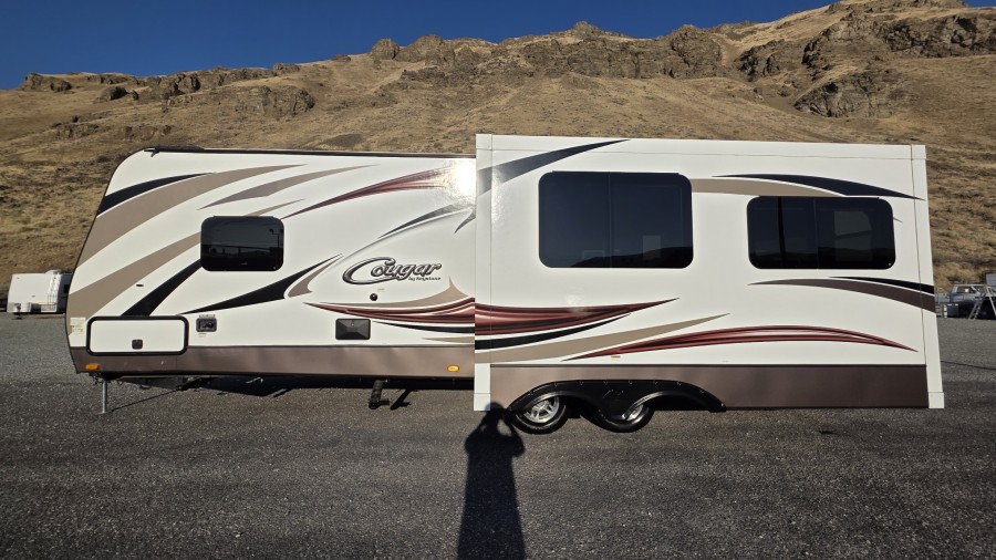 2015 Keystone RV Cougar 28RLSWE 2