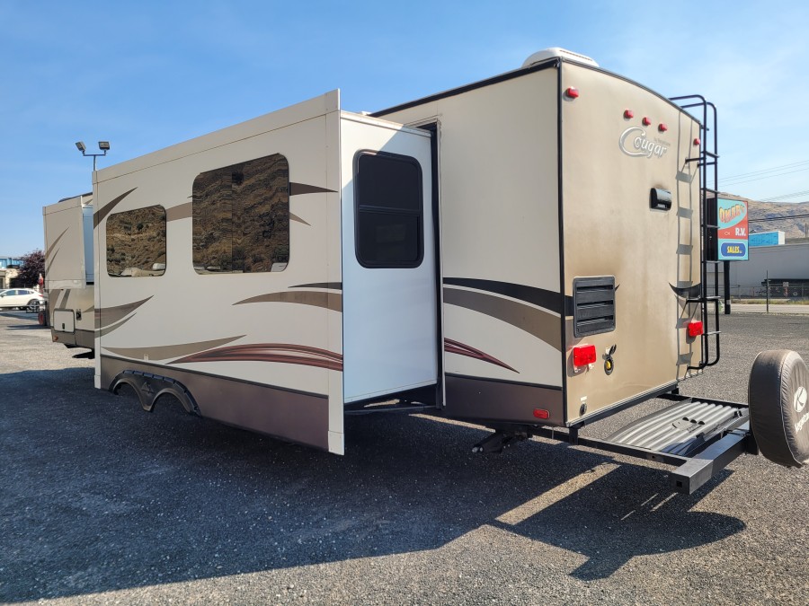 2015 Keystone RV Cougar 29RKSWE 3