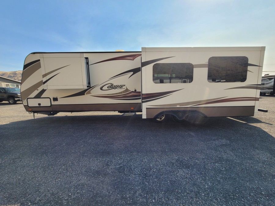 2015 Keystone RV Cougar 29RKSWE 2