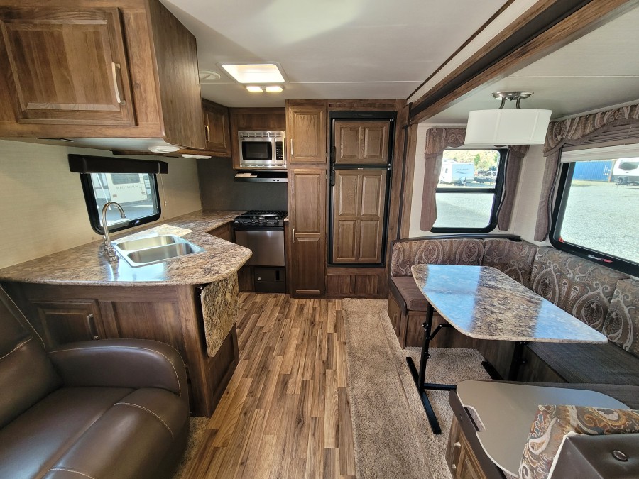 2015 Keystone RV Cougar 29RKSWE 7