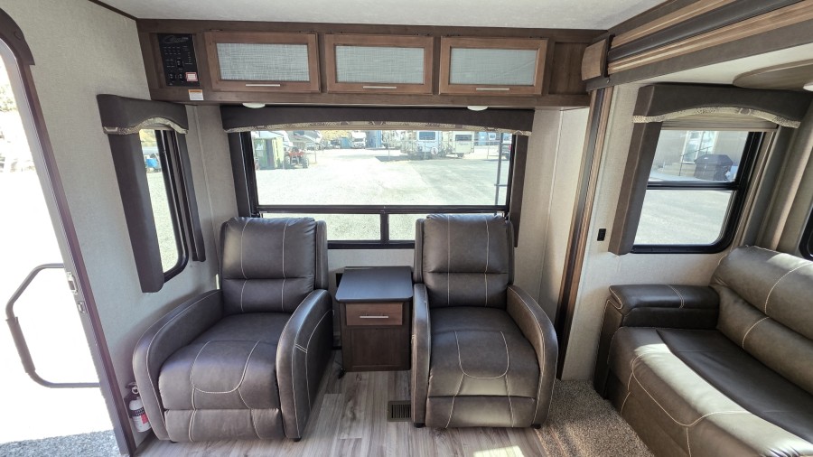 2018 Keystone RV Cougar 29RLDWE 6