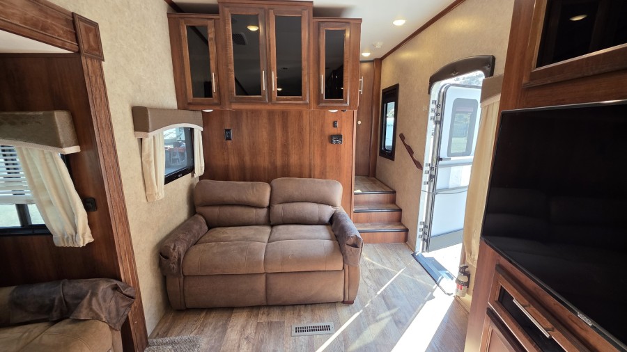 2018 Jayco Eagle 30.5MOLK 5