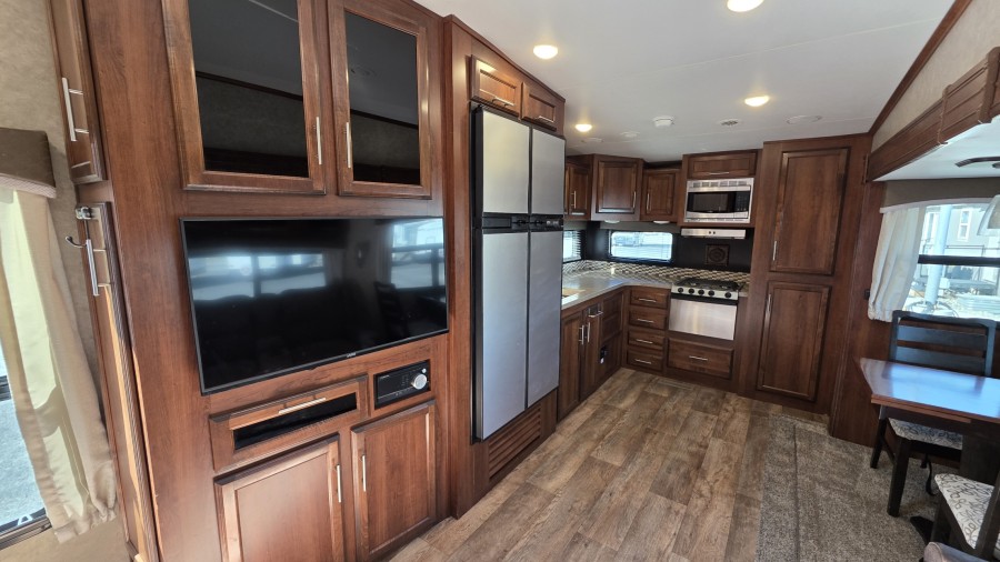 2018 Jayco Eagle 30.5MOLK 9