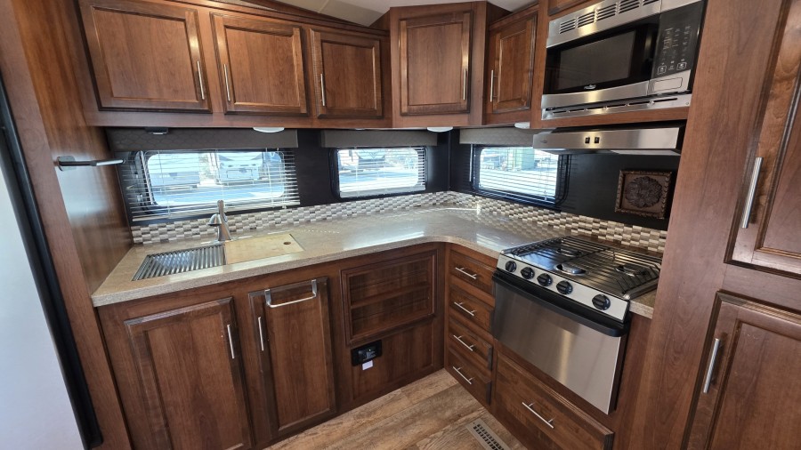 2018 Jayco Eagle 30.5MOLK 8