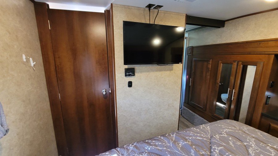 2018 Jayco Eagle 30.5MOLK 12