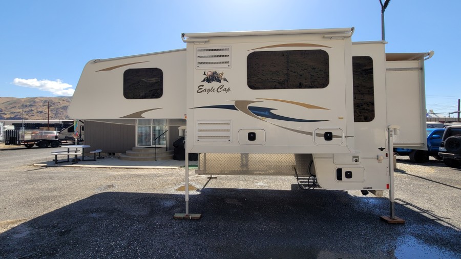 2015 Adventurer Eagle Cap 1160 2