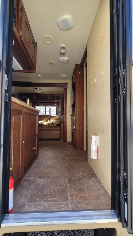 2013 Forest River RV Flagstaff 30WTBS 6