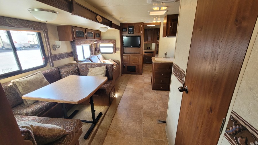 2013 Forest River RV Flagstaff 30WTBS 10