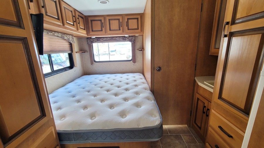 2012 Forest River RV Forester 2451 11