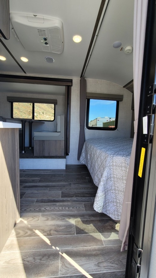 2023 Gulf Stream NORTHERN EXPRESS 21QBD 4