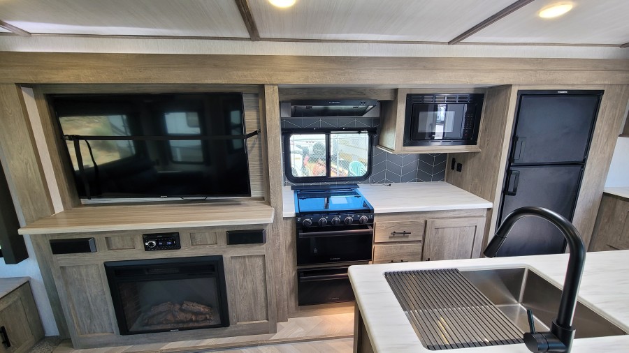 2022 Forest River RV Hemisphere SALEM 271RL 6