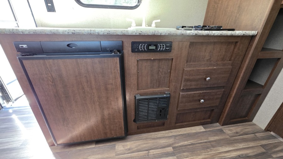 2018 Keystone RV Hideout 175LHS 9