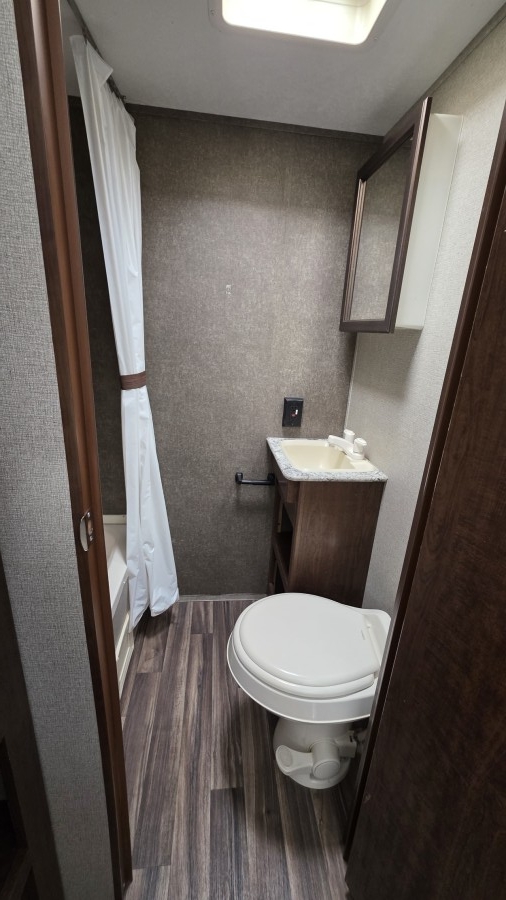 2018 Keystone RV Hideout 175LHS 11