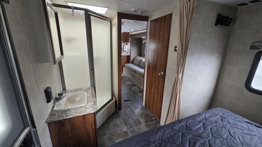 2015 Keystone RV Hideout 23RKSWE 10