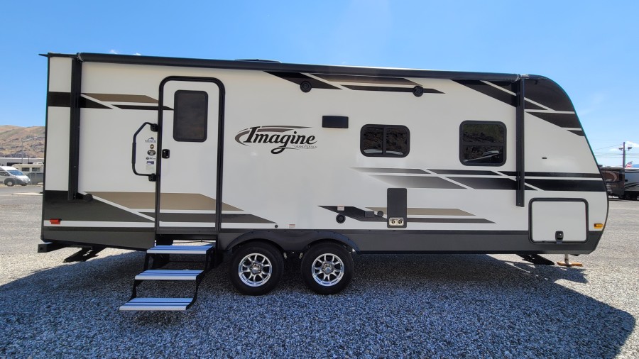 2020 Grand Design RV Imagine 2150RB 4