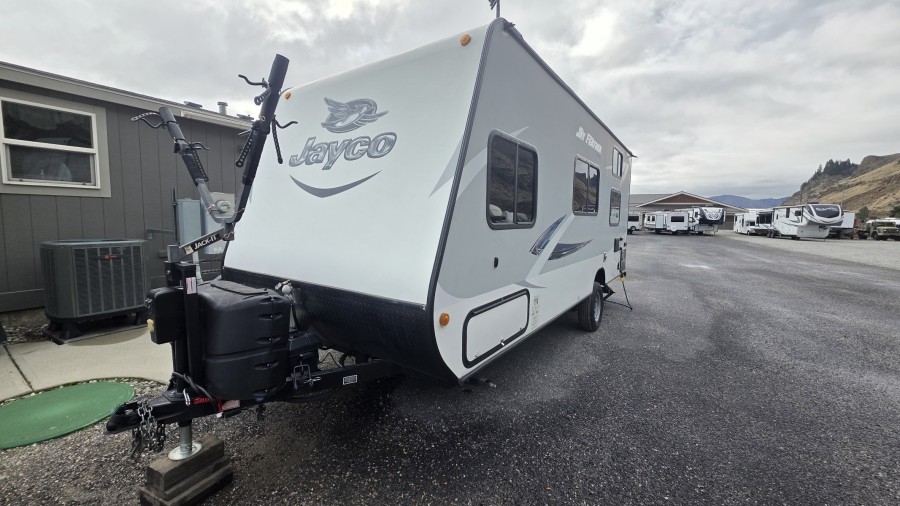 2017 Jayco Jay Feather 19BH 0