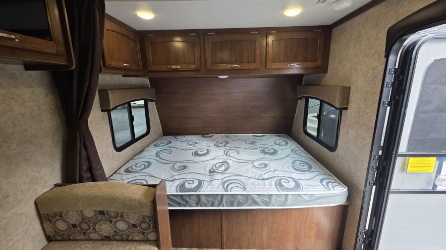 2017 Jayco Jay Feather 19BH 5