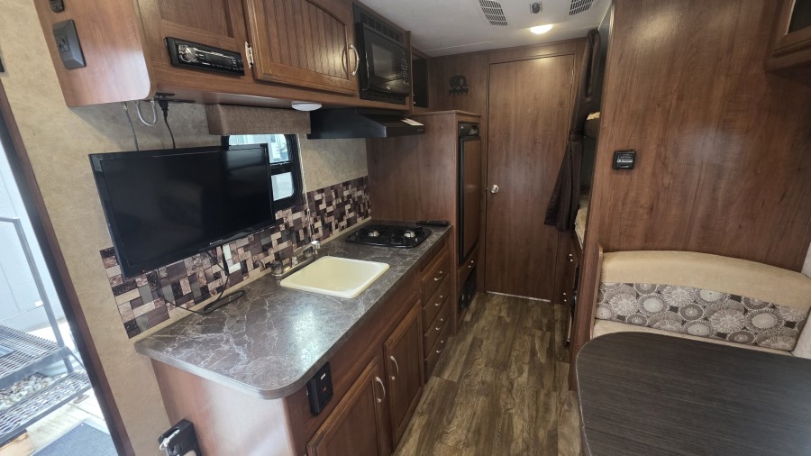 2017 Jayco Jay Feather 19BH 7