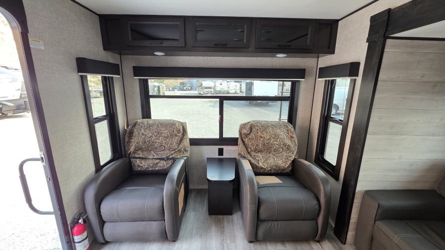2023 Jayco Jay Flight 265RLSW 6