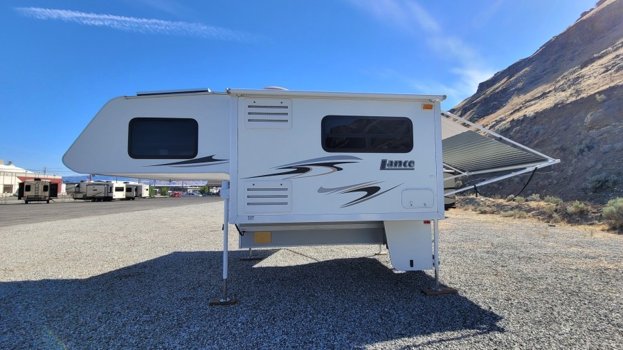2009 Lance 971 0