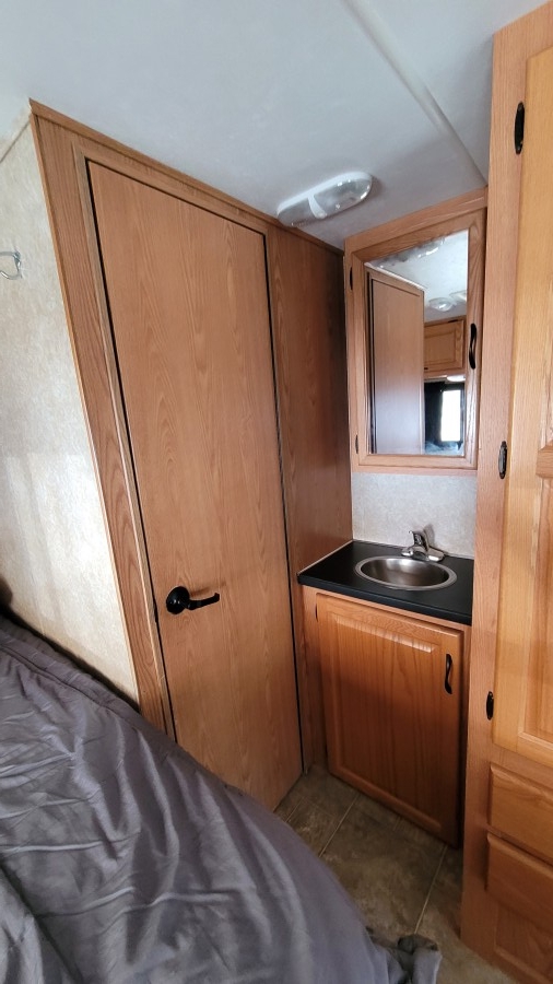 2011 Thor Majestic 23A 11