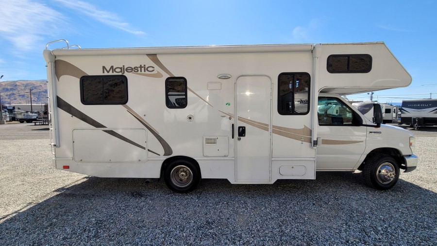 2011 Thor Majestic 23A 3