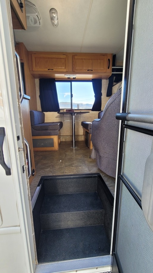 2011 Thor Majestic 23A 4