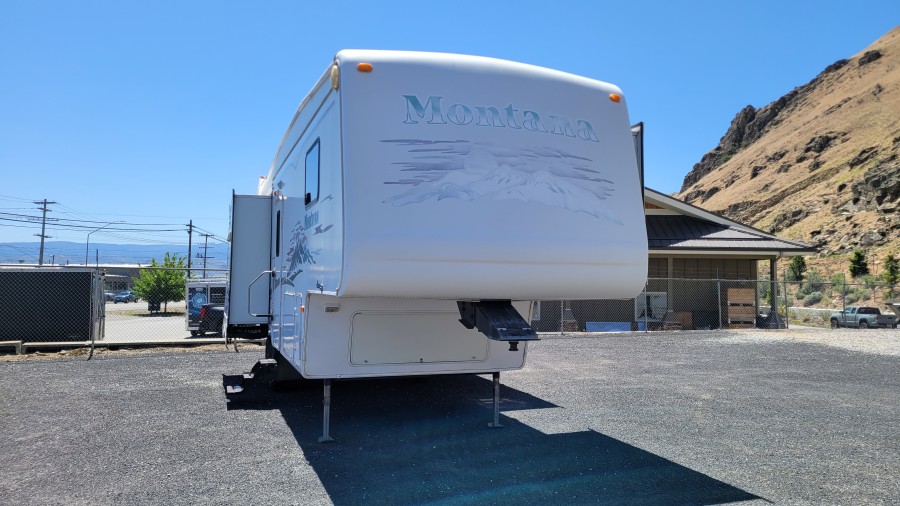 Used 2003 Keystone RV Montana 2880RL Fifth Wheel For Sale Wenatchee ...