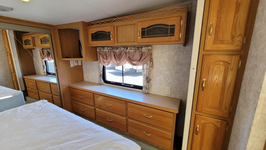 Used 2003 Keystone RV Montana 2880RL Fifth Wheel For Sale Wenatchee ...