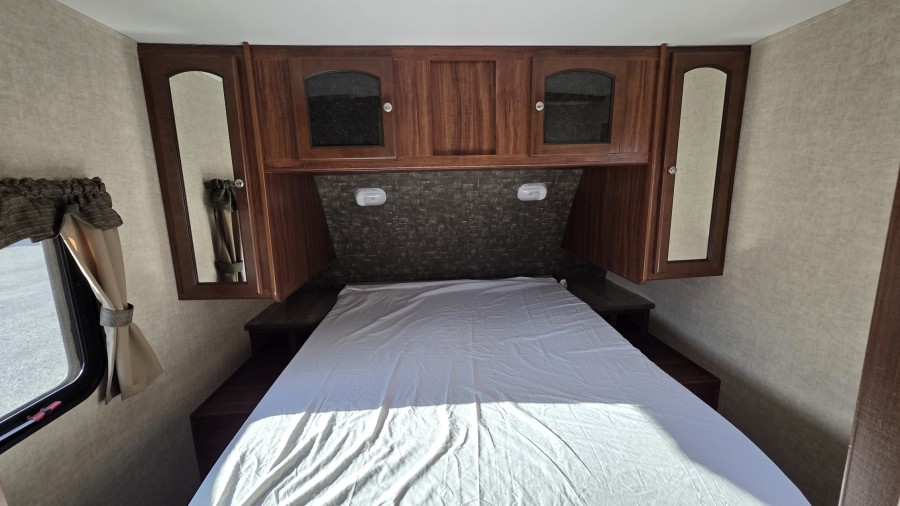 2015 Heartland North Trail 26LRSS 9