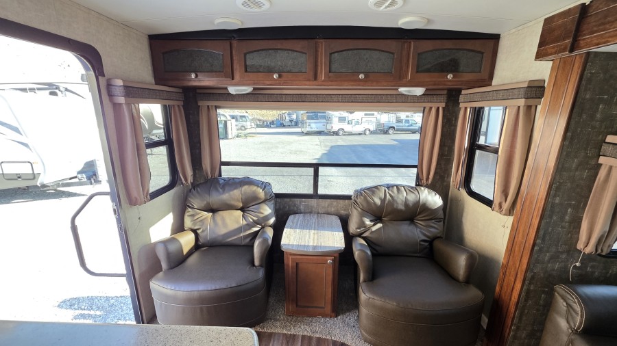 2015 Heartland North Trail 26LRSS 6