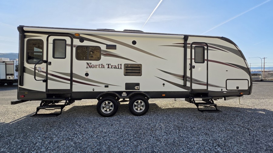 2015 Heartland North Trail 26LRSS 3