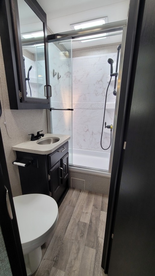 2021 Odyssey Entegra Coach 24B 13