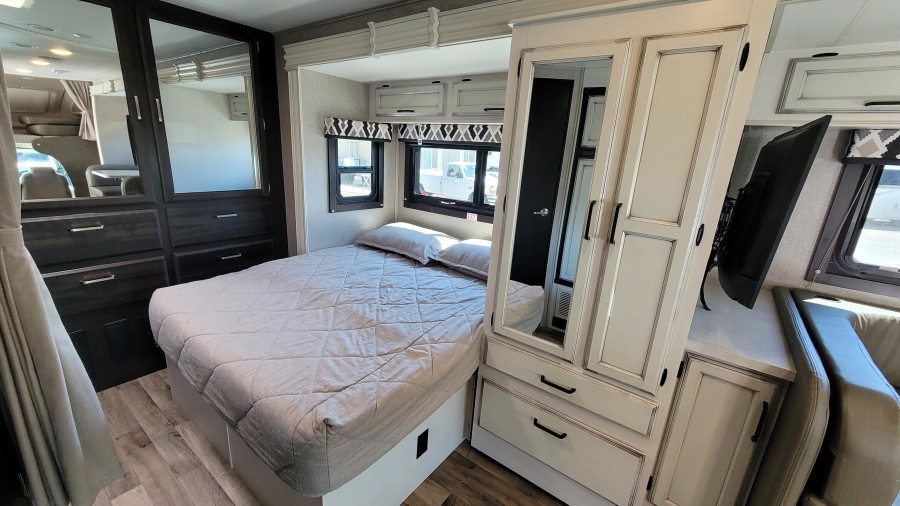 2021 Odyssey Entegra Coach 24B 8