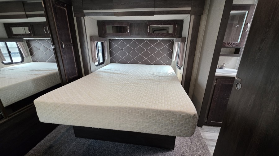 2018 Keystone RV Outback 272UFL 11