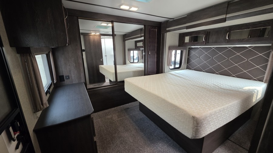 2018 Keystone RV Outback 272UFL 12