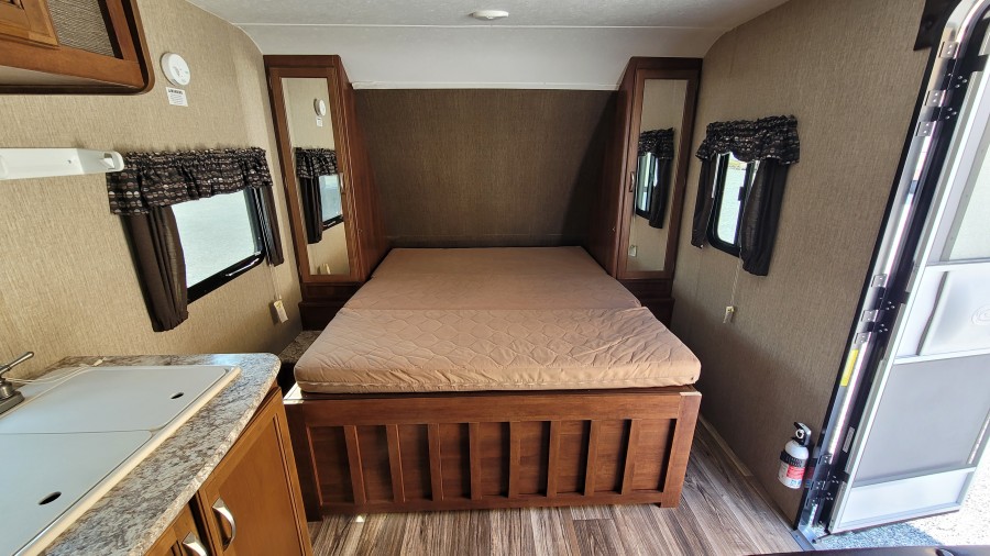 2018 Keystone RV Passport 239MLWE 12